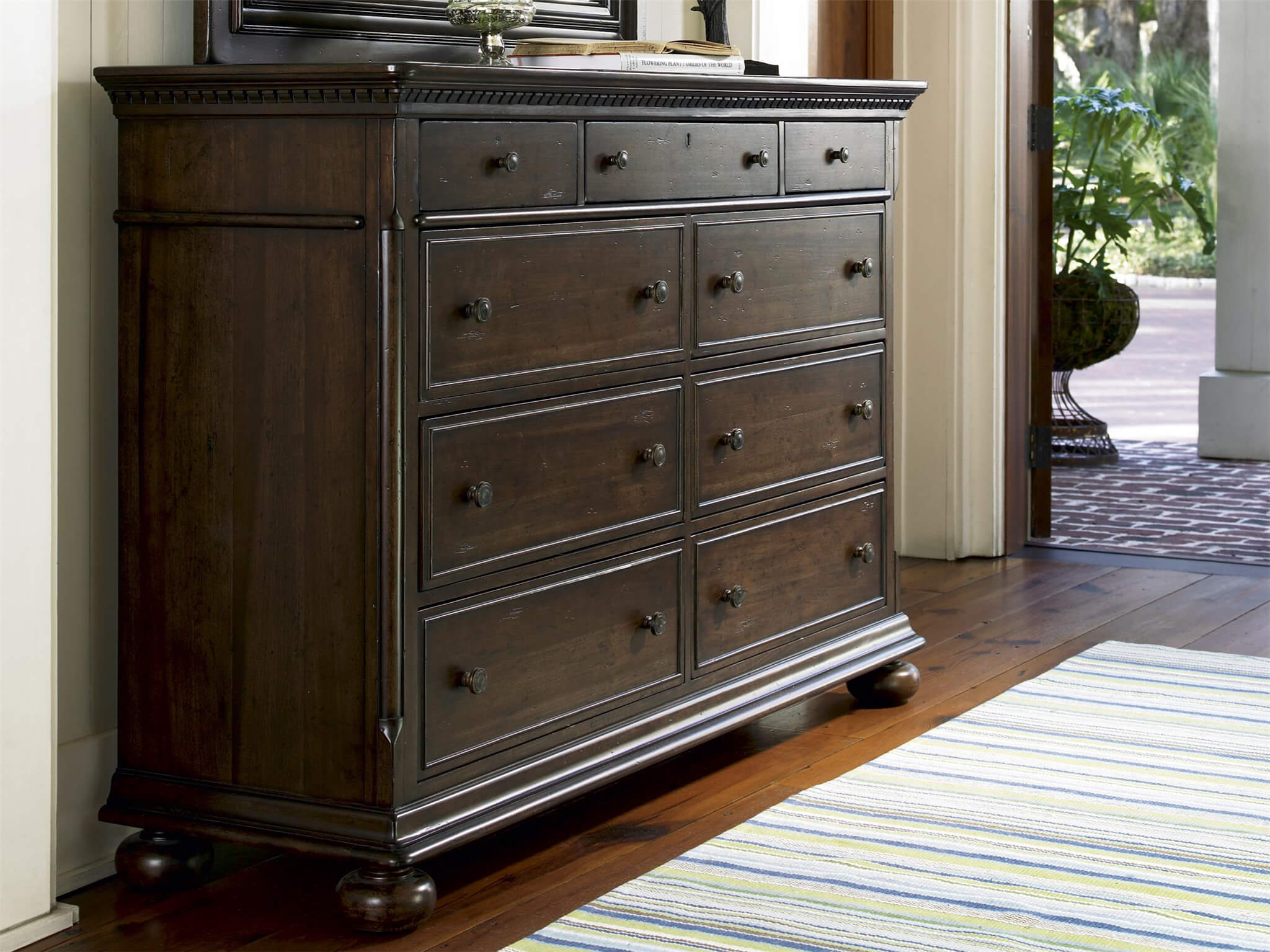 Paula Deen Molasses Bedroom Collection - Image 5